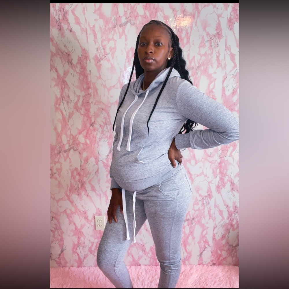 Women’s Jogger Set